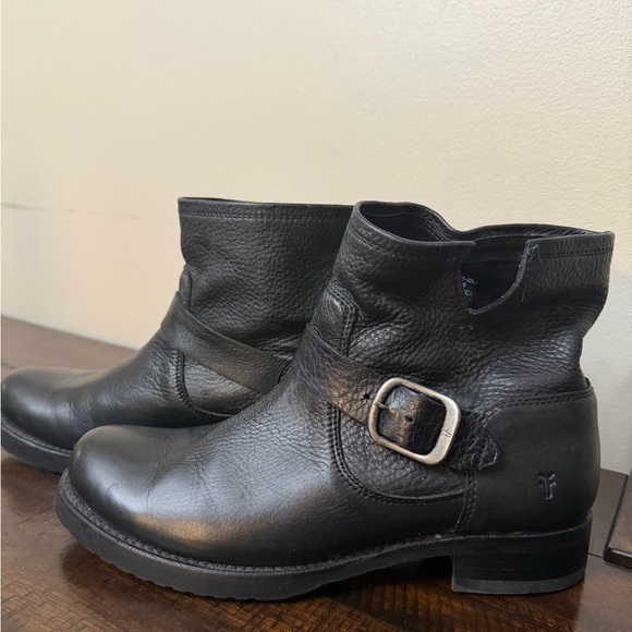 FRYE Veronica Leather Ankle Boots Booties in Black Size 9 main image 4